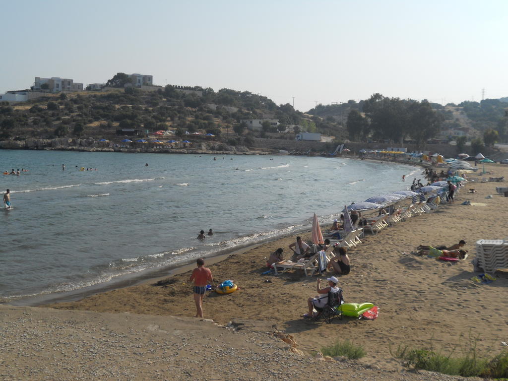 Baris Hotel Erdemli Esterno foto