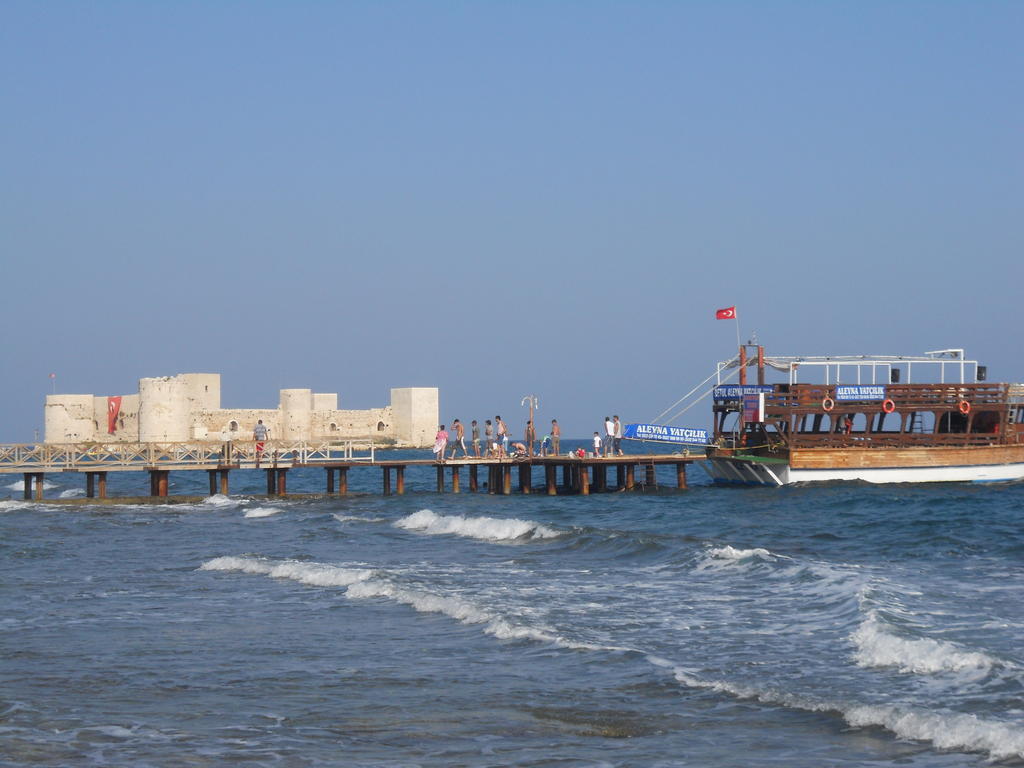 Baris Hotel Erdemli Esterno foto