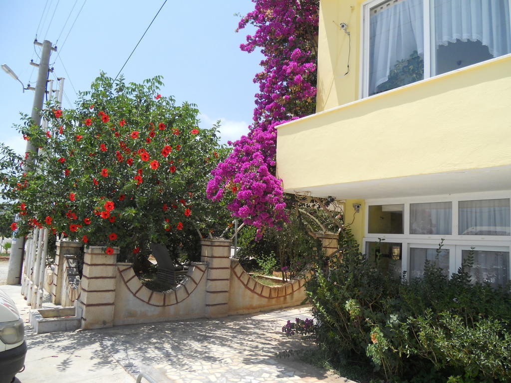 Baris Hotel Erdemli Esterno foto
