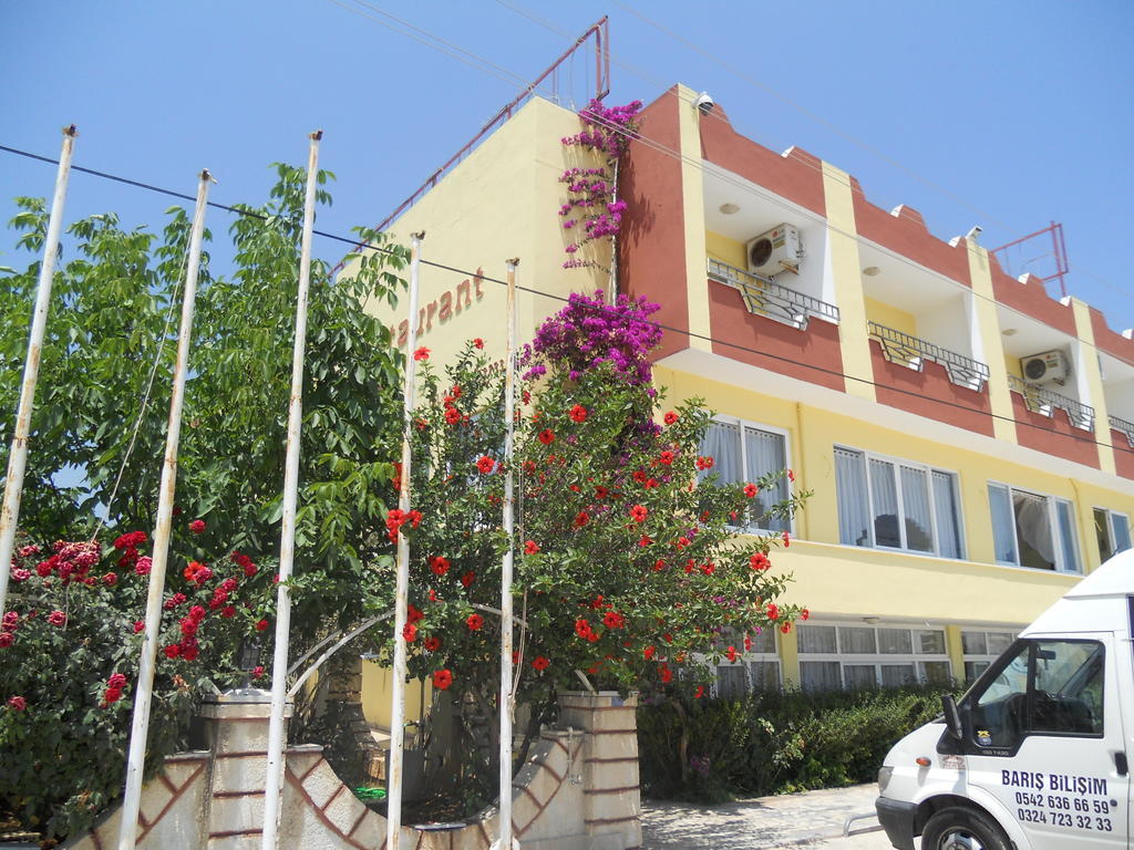 Baris Hotel Erdemli Esterno foto