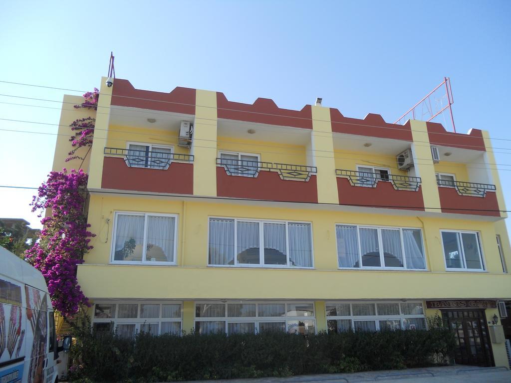Baris Hotel Erdemli Esterno foto